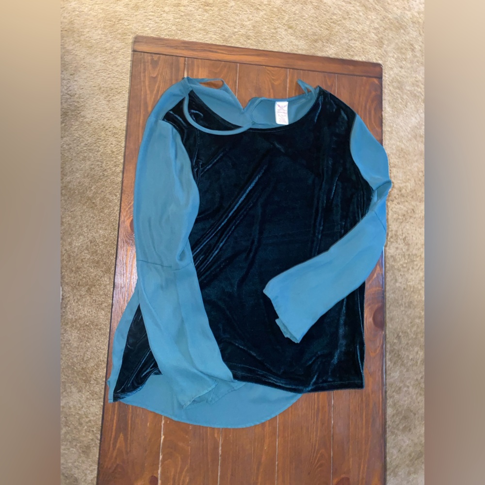 Faded Glory Teal and Black Velvet Top